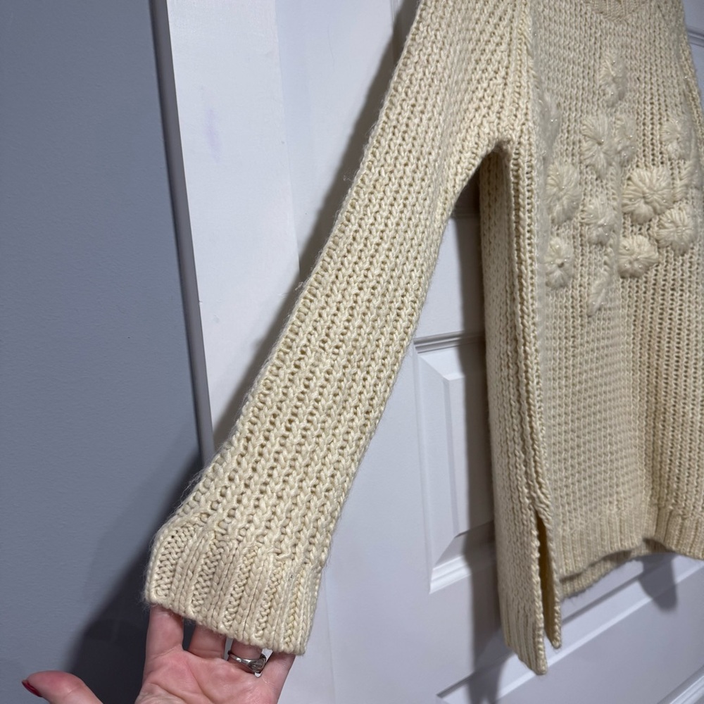 Cream Chunky Knit Sweater with Floral Accents - Picture 4 of 11